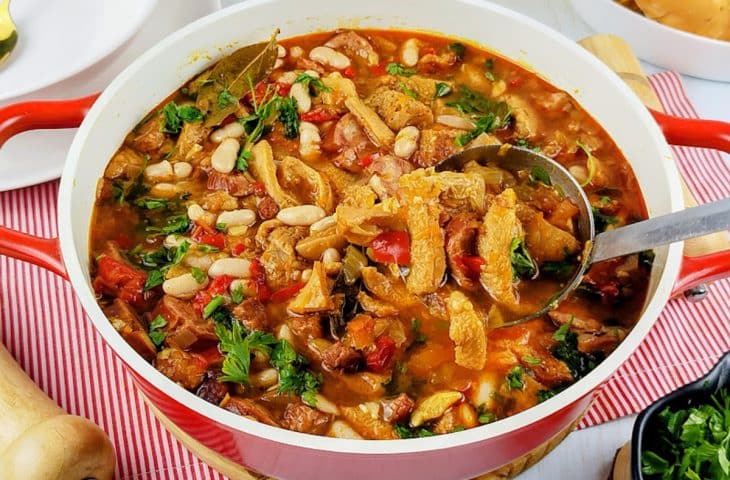 Dobradinha com feijão branco, calabresa e bacon