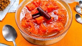Doce de abóbora em calda