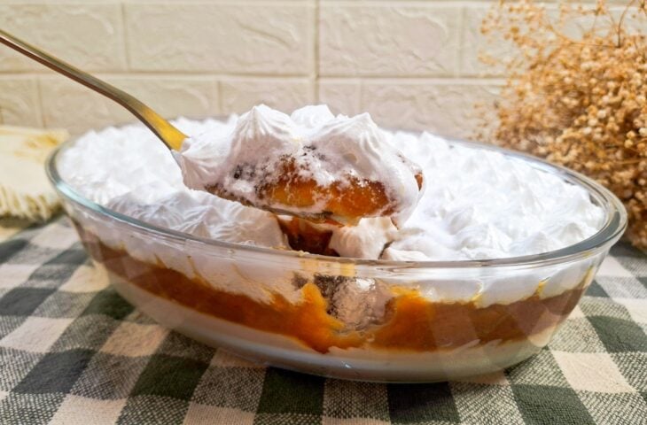 Doce de banana com creme de baunilha