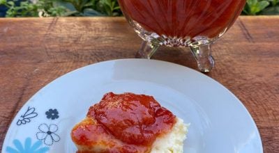 Doce de goiaba em calda (calda de goiabada)