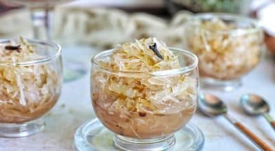 Doce de mamão verde com coco