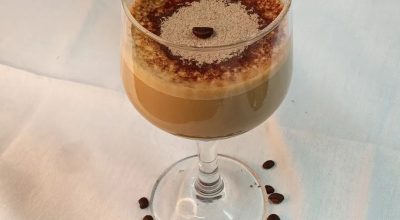 Drink de café com cachaça