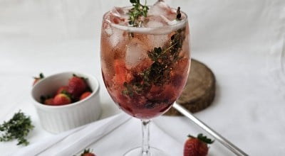 Drink de morango com espumante