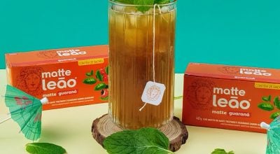 Drink refrescante de matte com guaraná