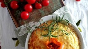 Empadão de queijo com peito de peru