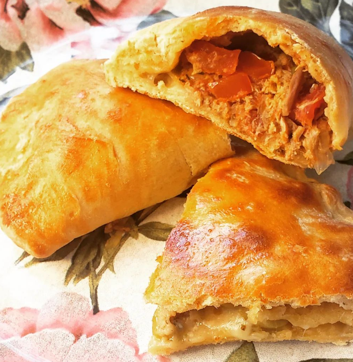 Empanada galega de atum