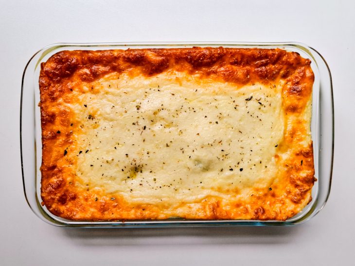 Escondidinho após sair do forno no tempo indicado.