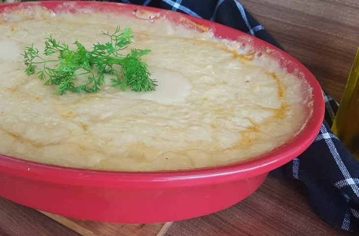 Escondidinho de camarão com aipim