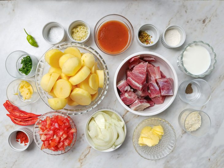 Ingredientes reunidos para o preparo da receita.