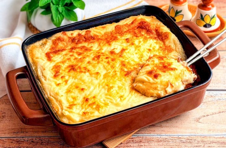 Escondidinho de carne-seca com mandioca