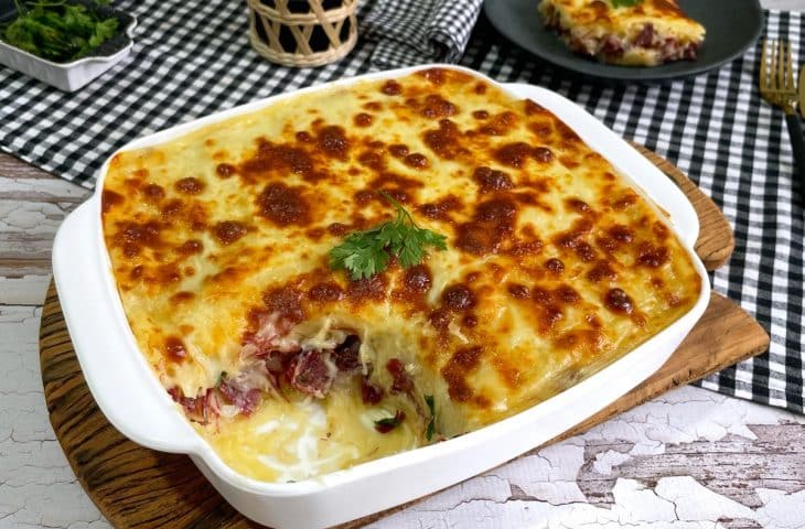 Escondidinho de carne seca fácil