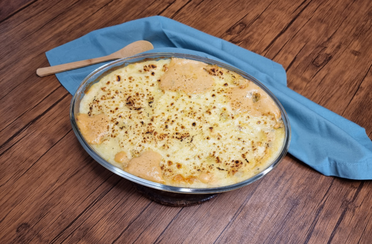 Escondidinho de strogonoff de frango