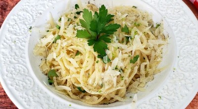 Espaguete com limão e parmesão