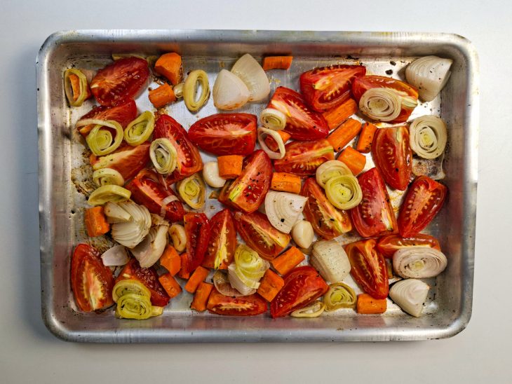 Ingredientes na assadeira após tempo de forno.