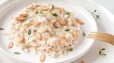 Espaguete konjac ao molho de gorgonzola