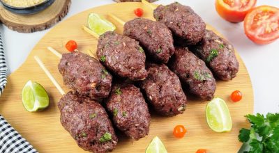Espetinho de kafta