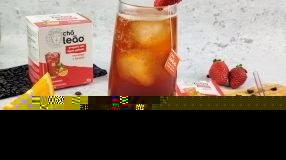 Espresso tônica com morango e laranja