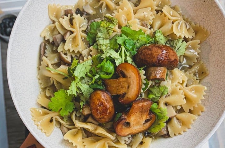 Farfalle al mare vegano
