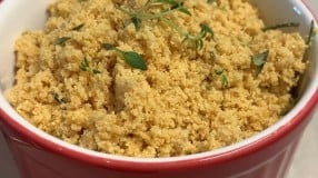 Farofa de alho com ervas