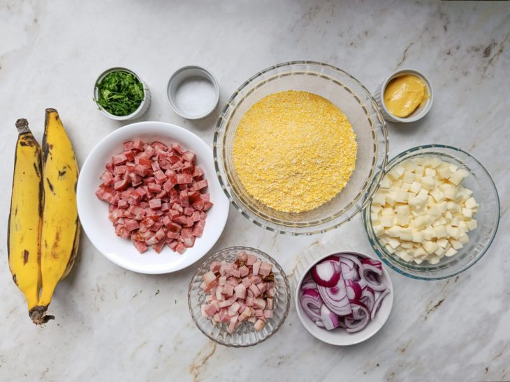 Ingredientes na bancada.