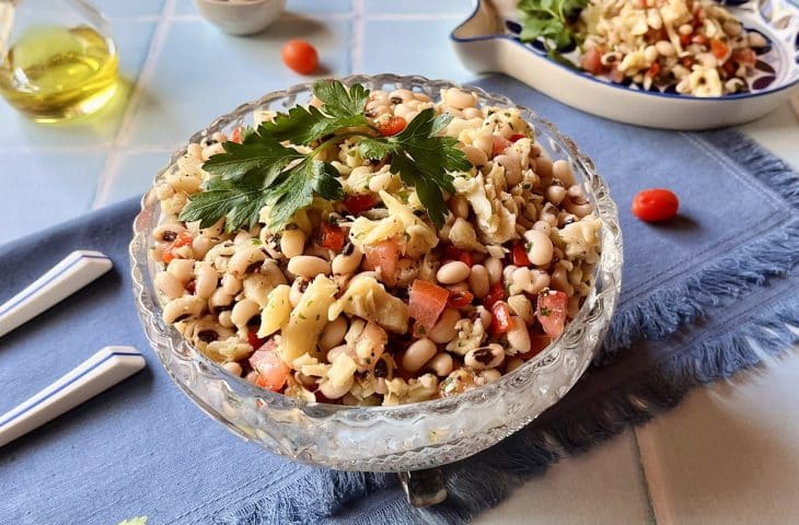 Feijão-fradinho com bacalhau