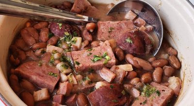 Feijão manteiga com bacon