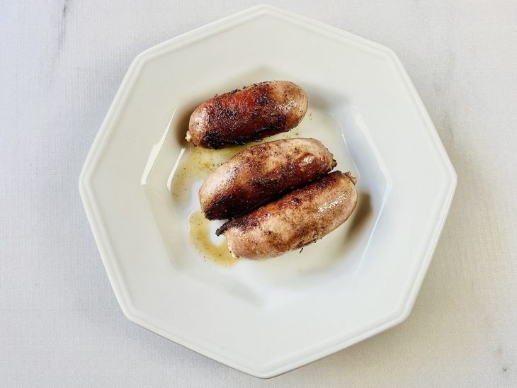 linguiça selada para pré preparo de feijão tropeiro.