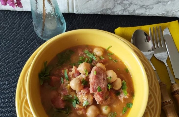 Feijoada de grão-de-bico