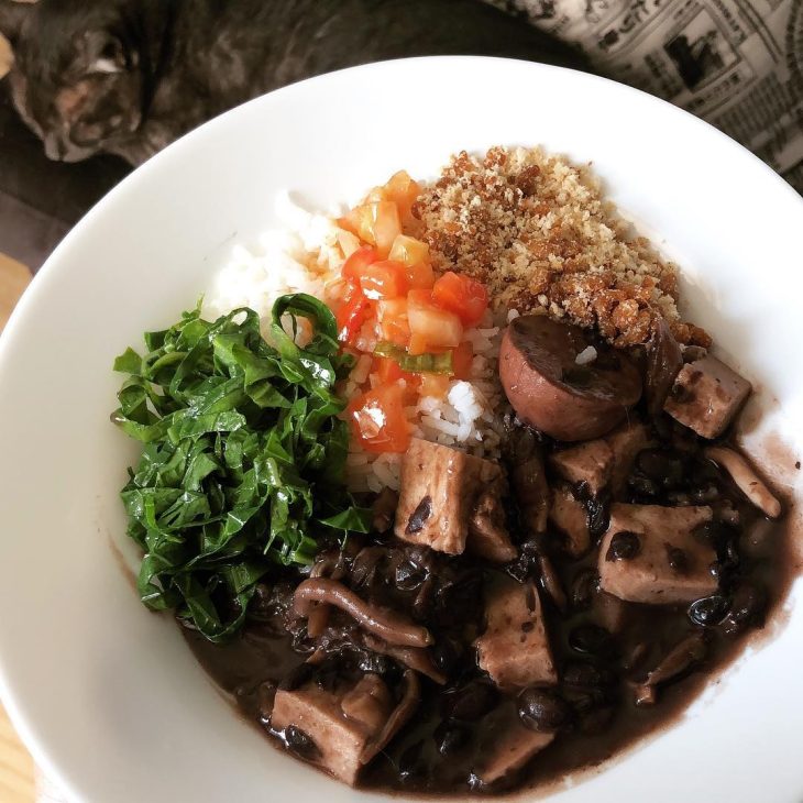 Feijoada vegana simples