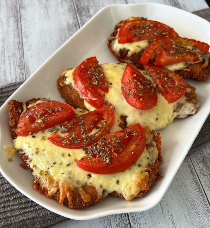 Filé à milanesa napolitano