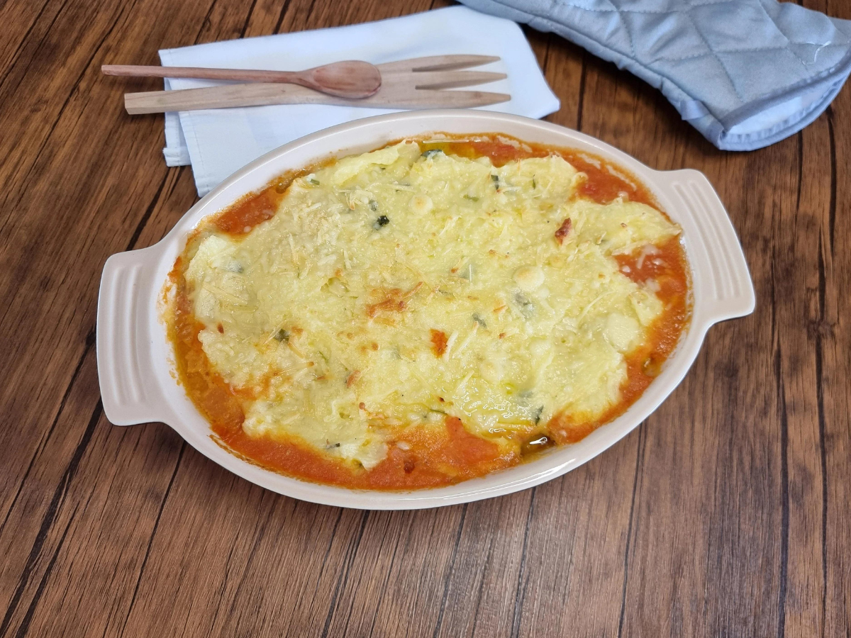 Filé de peixe com purê de batatas