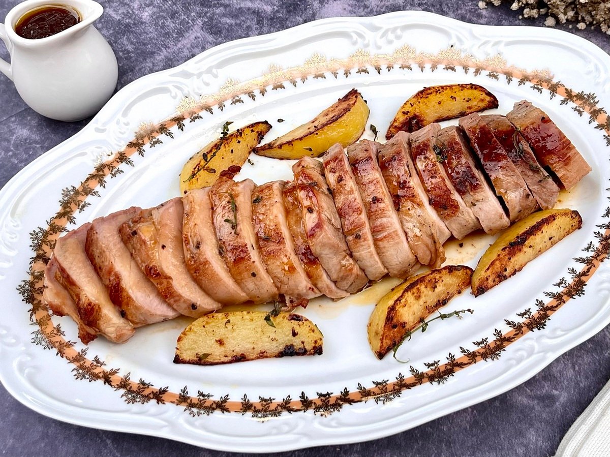 Filé mignon suíno com molho de laranja e mel