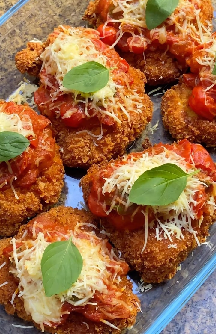 Filé suíno à parmegiana