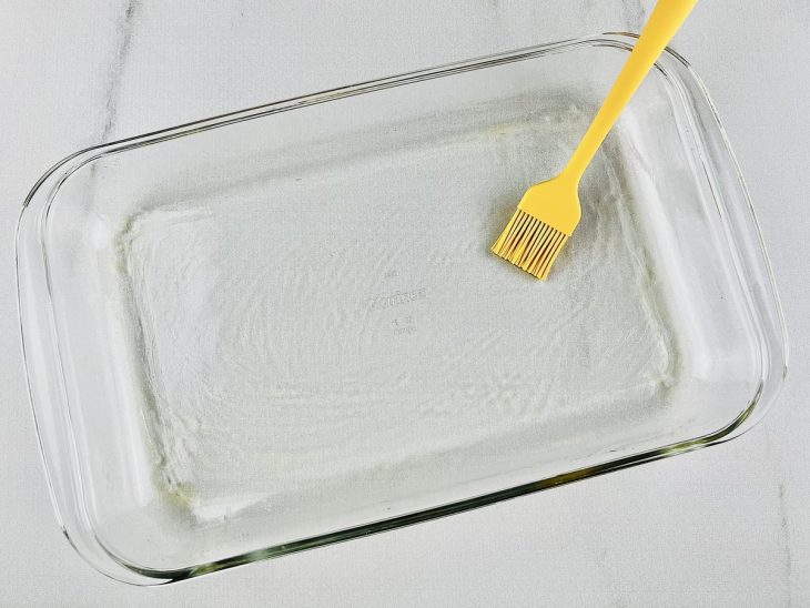 Forma untada com azeite.