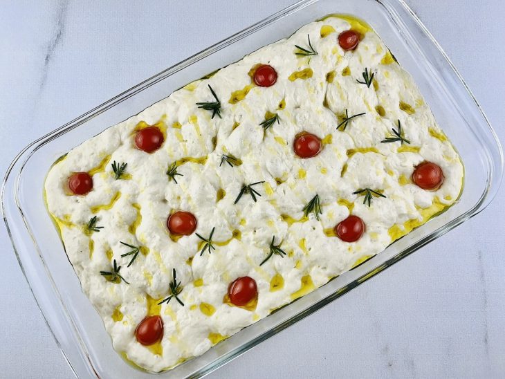 Azeite regado na massa.