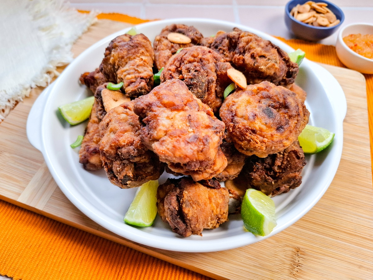 Frango a passarinho crocante