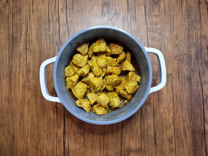Frango ao curry com leite de coco - Passo a Passo