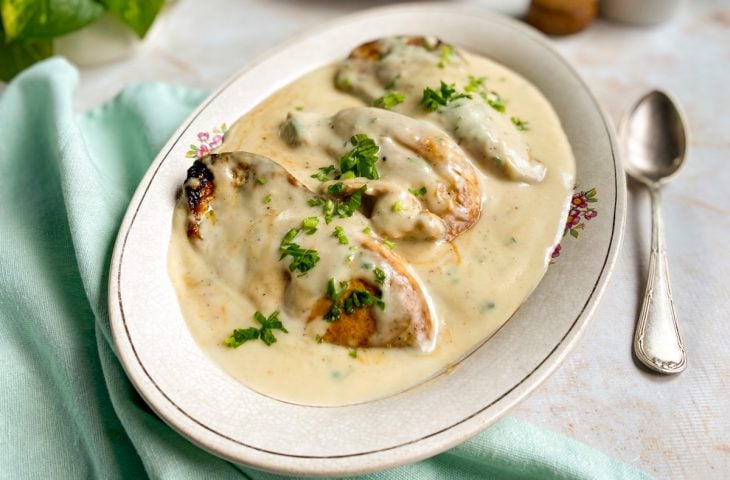 Frango ao molho branco