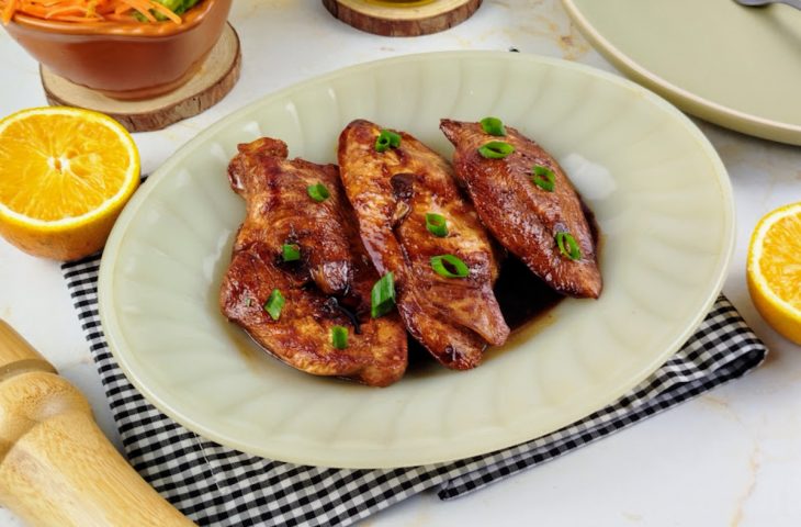 Frango ao molho de laranja e shoyu