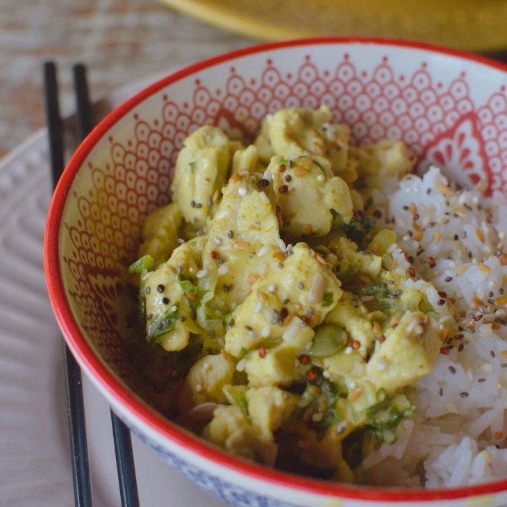 Frango com curry tailandês