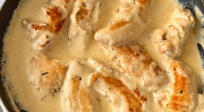 Frango com molho de gorgonzola