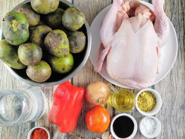 Ingredientes para a receita de frango com pequi.