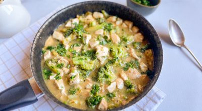 Frango cremoso com brócolis