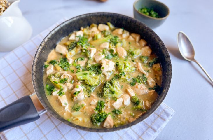 Frango cremoso com brócolis