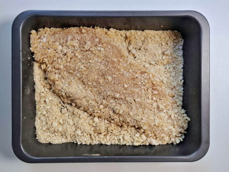 Filé empanado na farinha Panko.