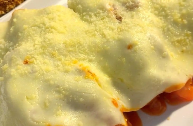 Frango recheado com presunto e queijo