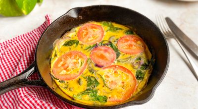 Fritada de espinafre e tomate