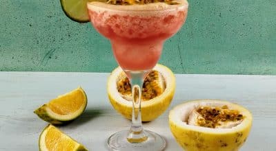 Frozen daiquiri de maracujá com chá