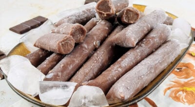 Geladinho de chocolate