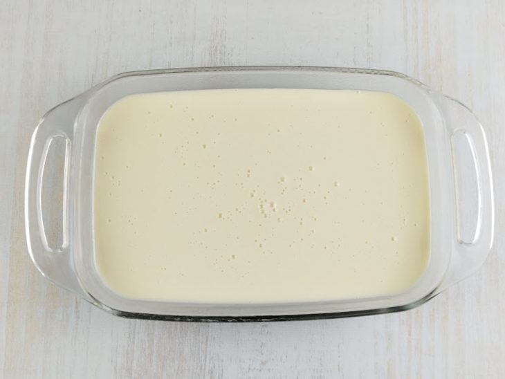 Mistura disposta na travessa.